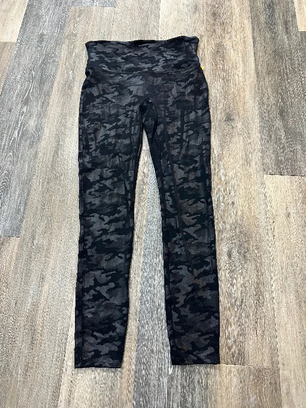 Pants Leggings By Spanx In Camouflage Print, Size: L