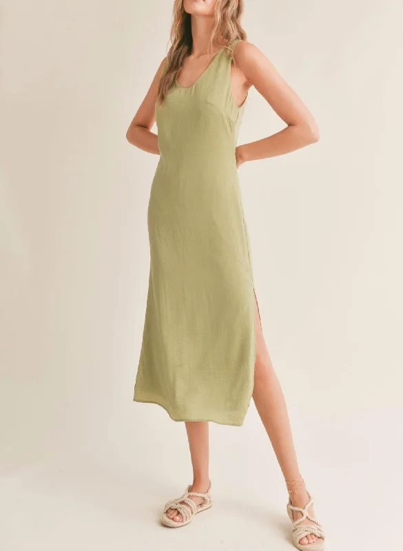 Back Zip Maxi Dress In Sage Mint