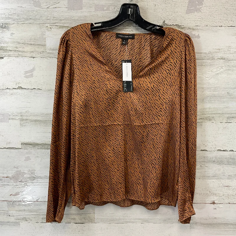 Top Long Sleeve By Banana Republic In Brown, Size: M