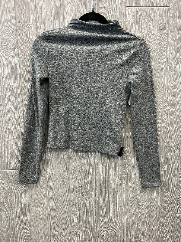 Top Long Sleeve By Express In Grey, Size: Xs