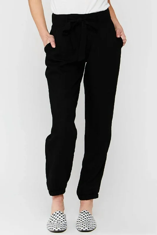 Mckay Jogger Pant In Black